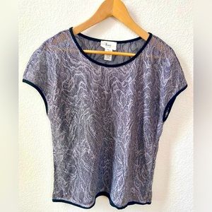 Silver/grey mesh top size xl